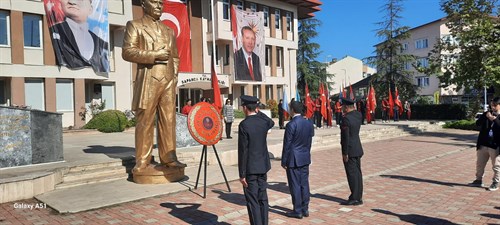 29 Ekim Cumhuriyet Bayramı Çelenk Sunma Töreni Gerçekleştirildi